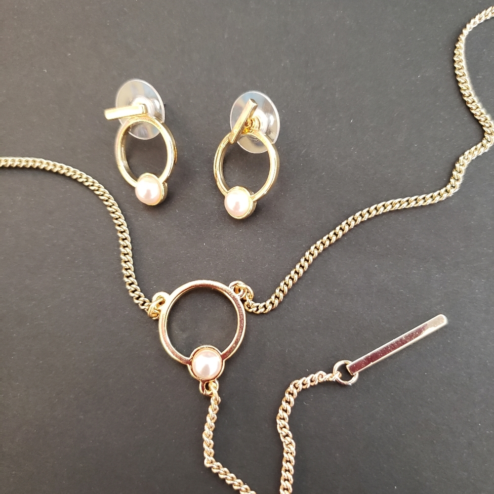 🇨🇦 FOXY ORIGINALS  Earrings & necklace set🇨🇦
